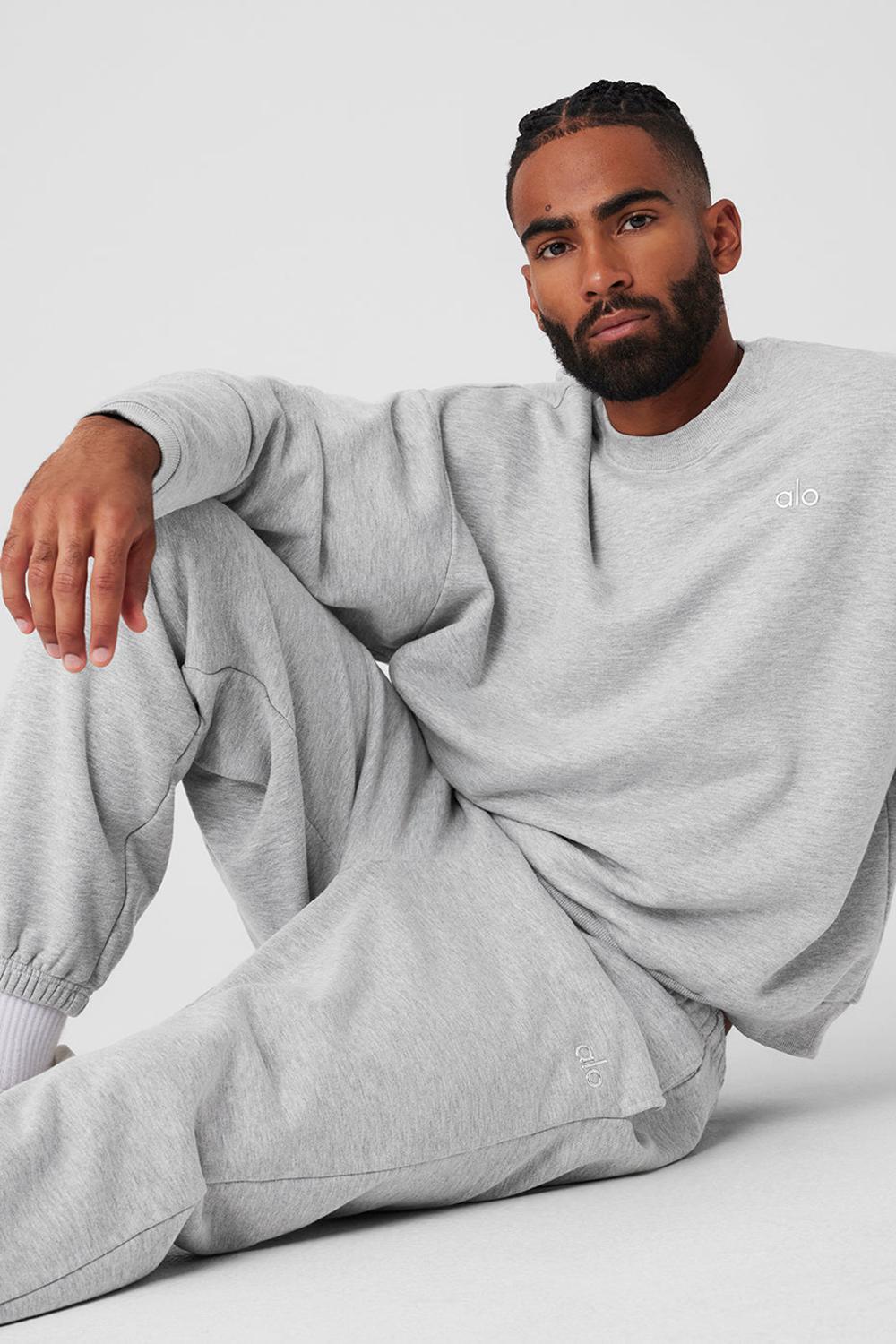 Athletic Heather Grey Alo Yoga Accolade Crew Neck Men Pullover | KSA  RDI671938
