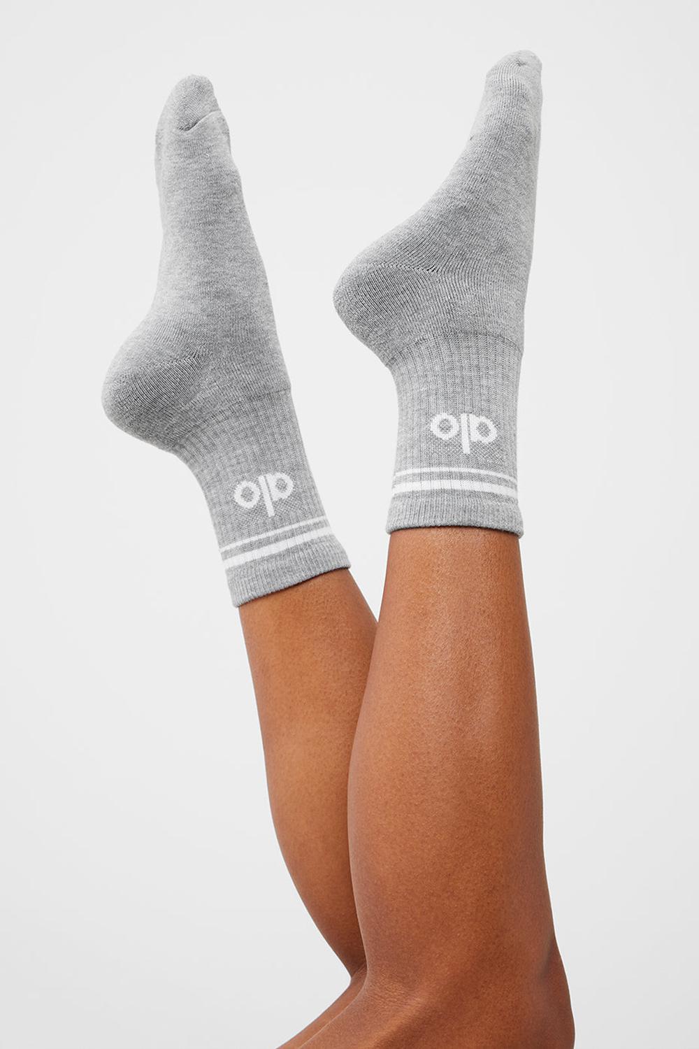 Athletic Heather Grey / White Alo Yoga Unisex Half-Crew Throwback Men Sock | KSA  MHG564792