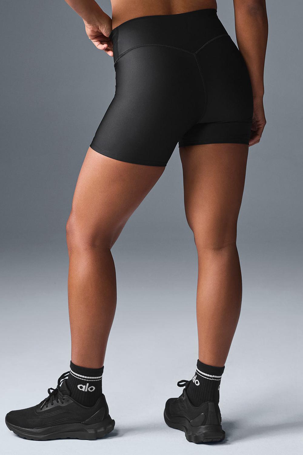 Black Alo Yoga 5