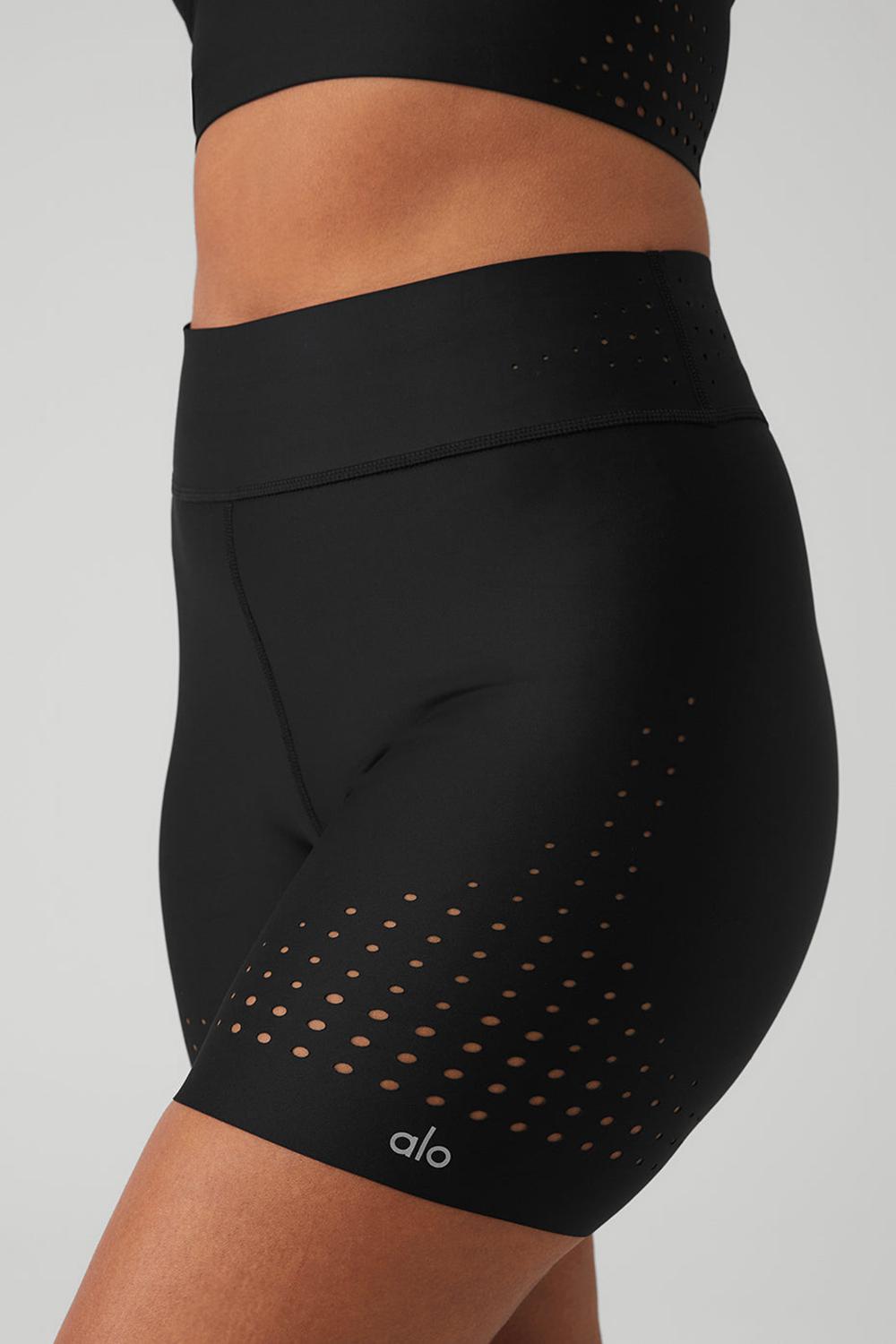 Black Alo Yoga 5
