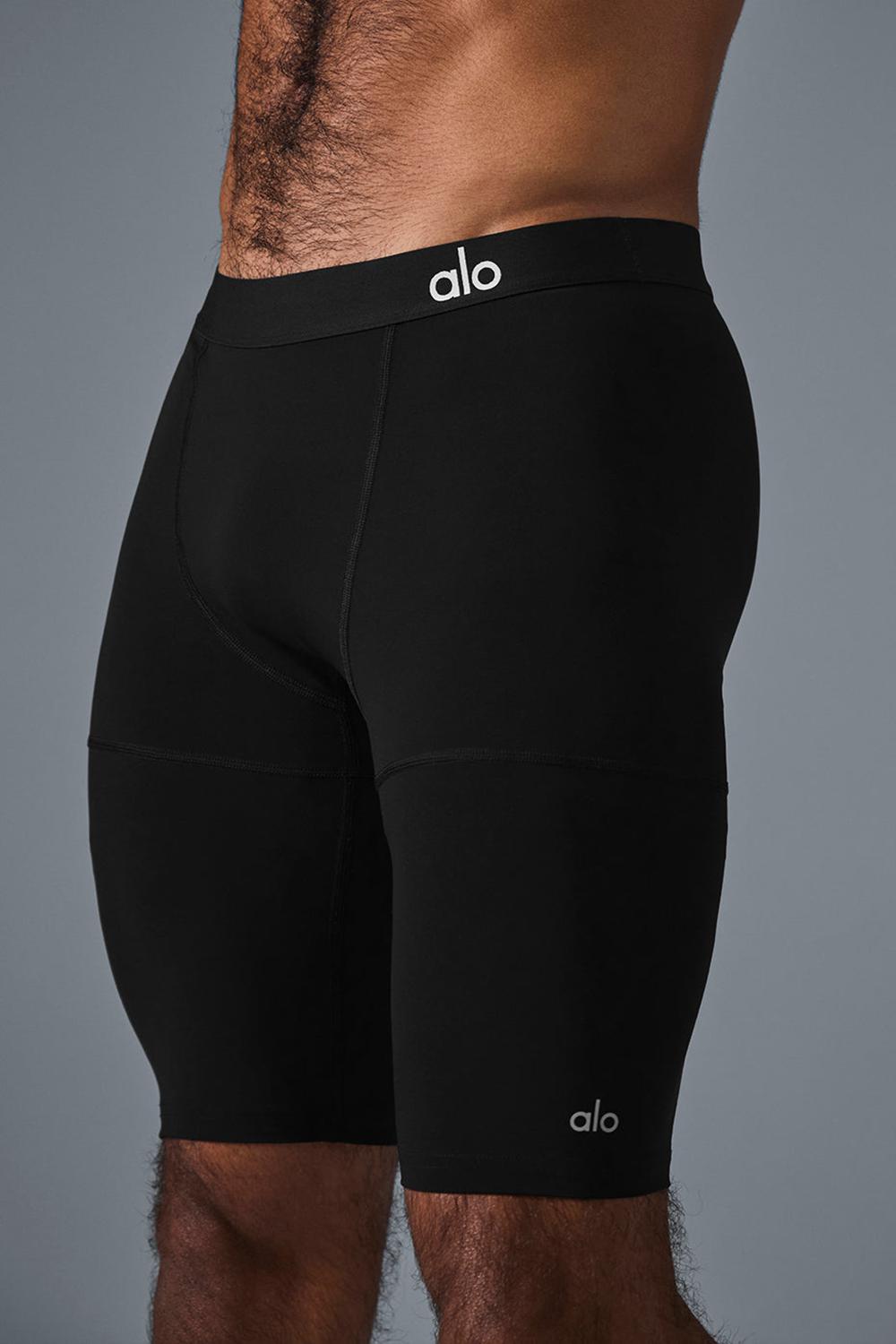 Black Alo Yoga 9