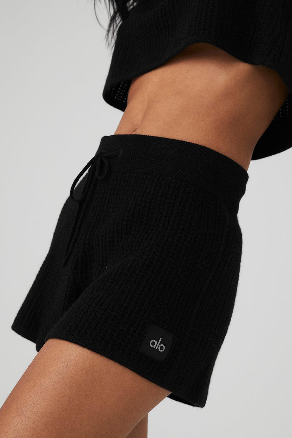 Black Alo Yoga Cashmere High-Waist Plush Waffle Women Short | KSA  PNS945137
