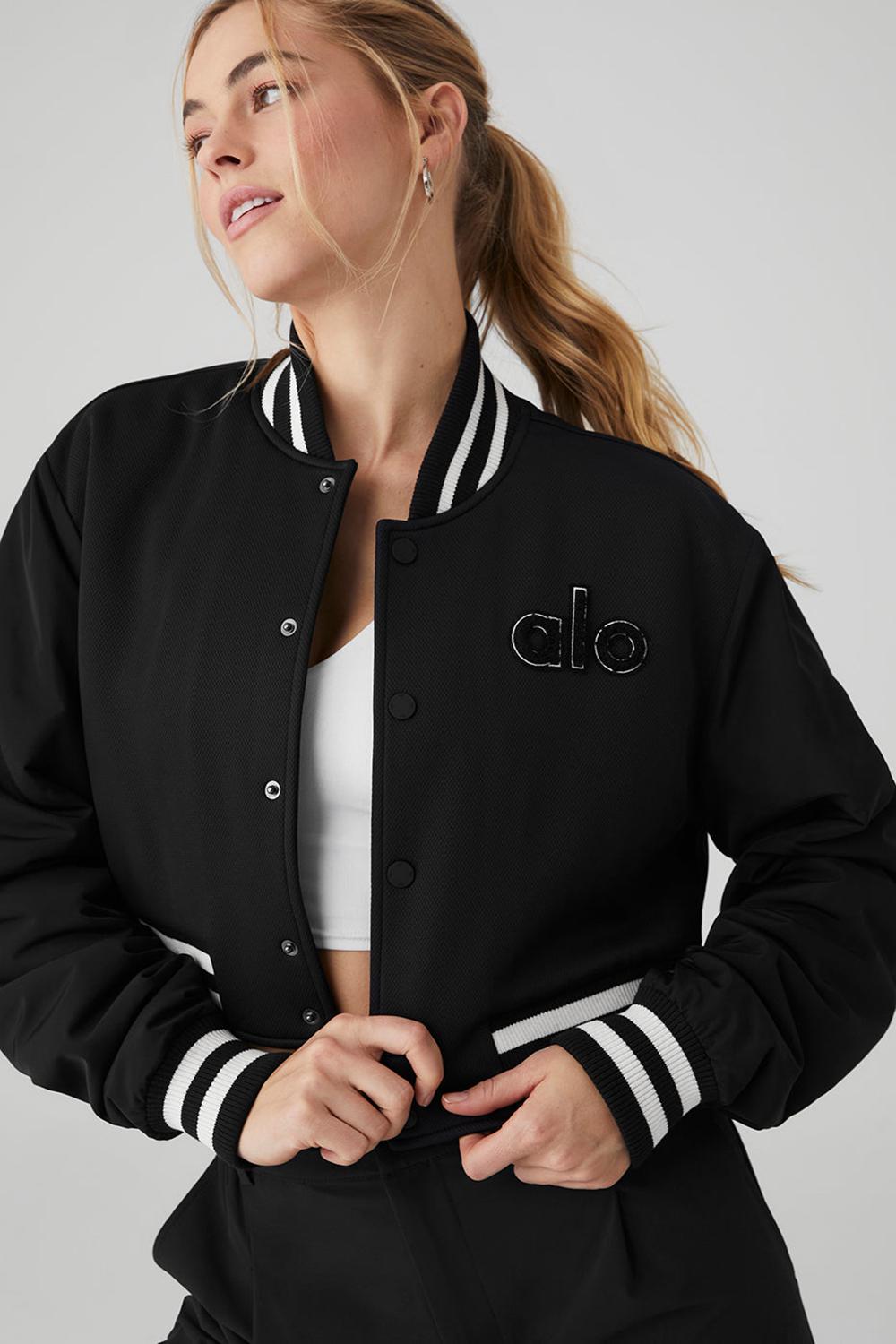 Black Alo Yoga Cropped G.O.A.T Women Jacket | KSA  FYM895470