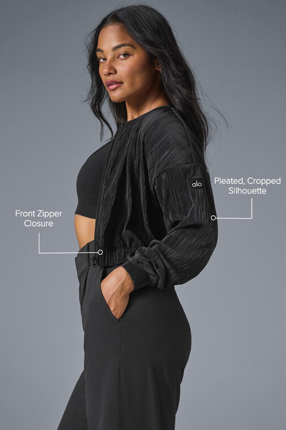 Black Alo Yoga Cropped Micro Plisse Women Jacket | KSA  PHG487960