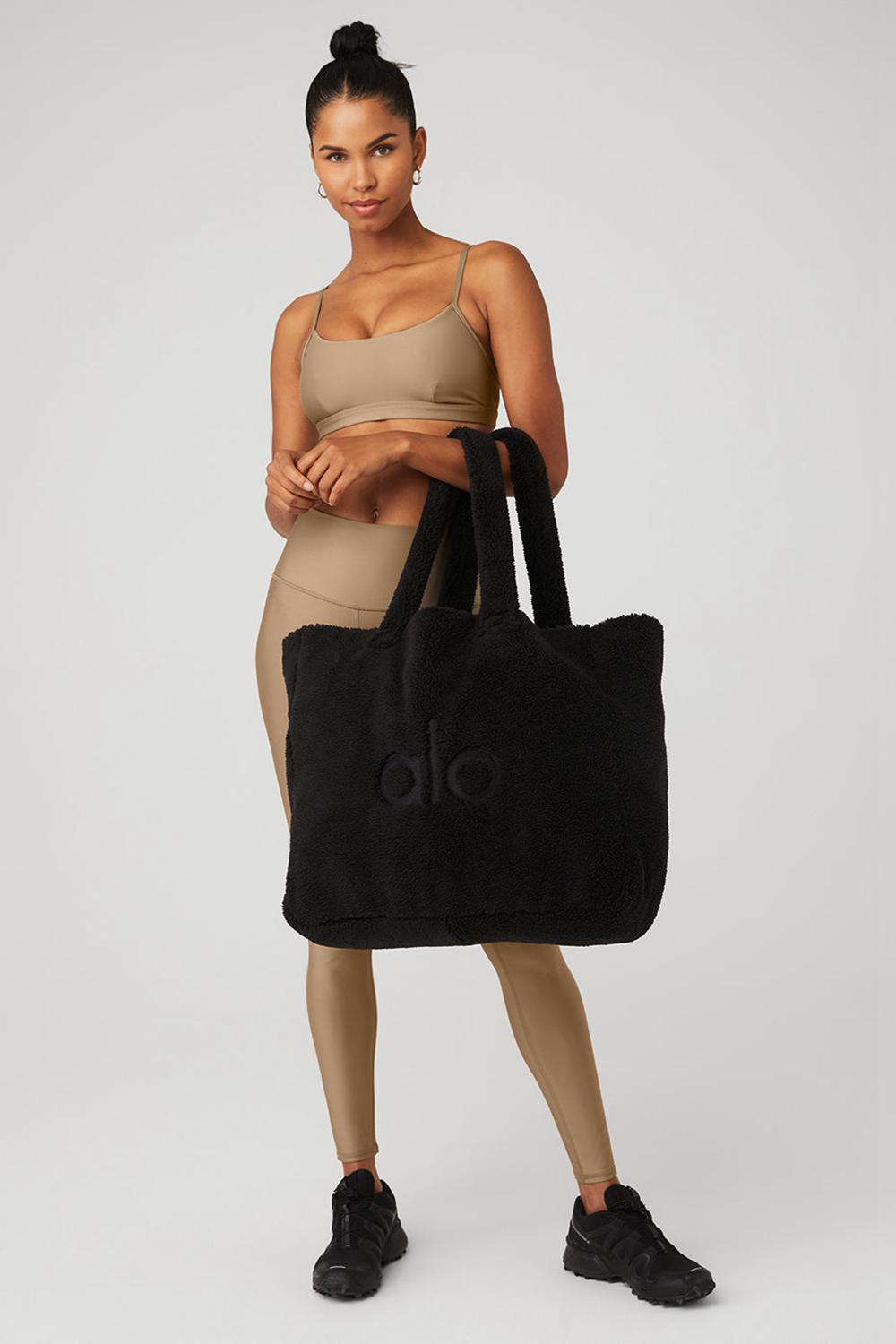 Black Alo Yoga Foxy Sherpa Women Tote Bag | KSA  ICO451769