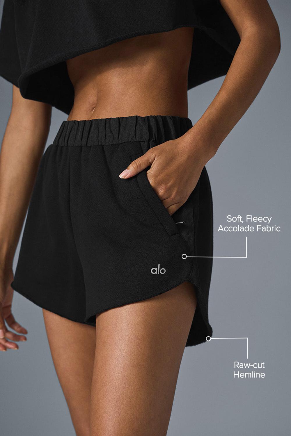 Black Alo Yoga In The Air Dolphin Women Short | KSA  KCE407318