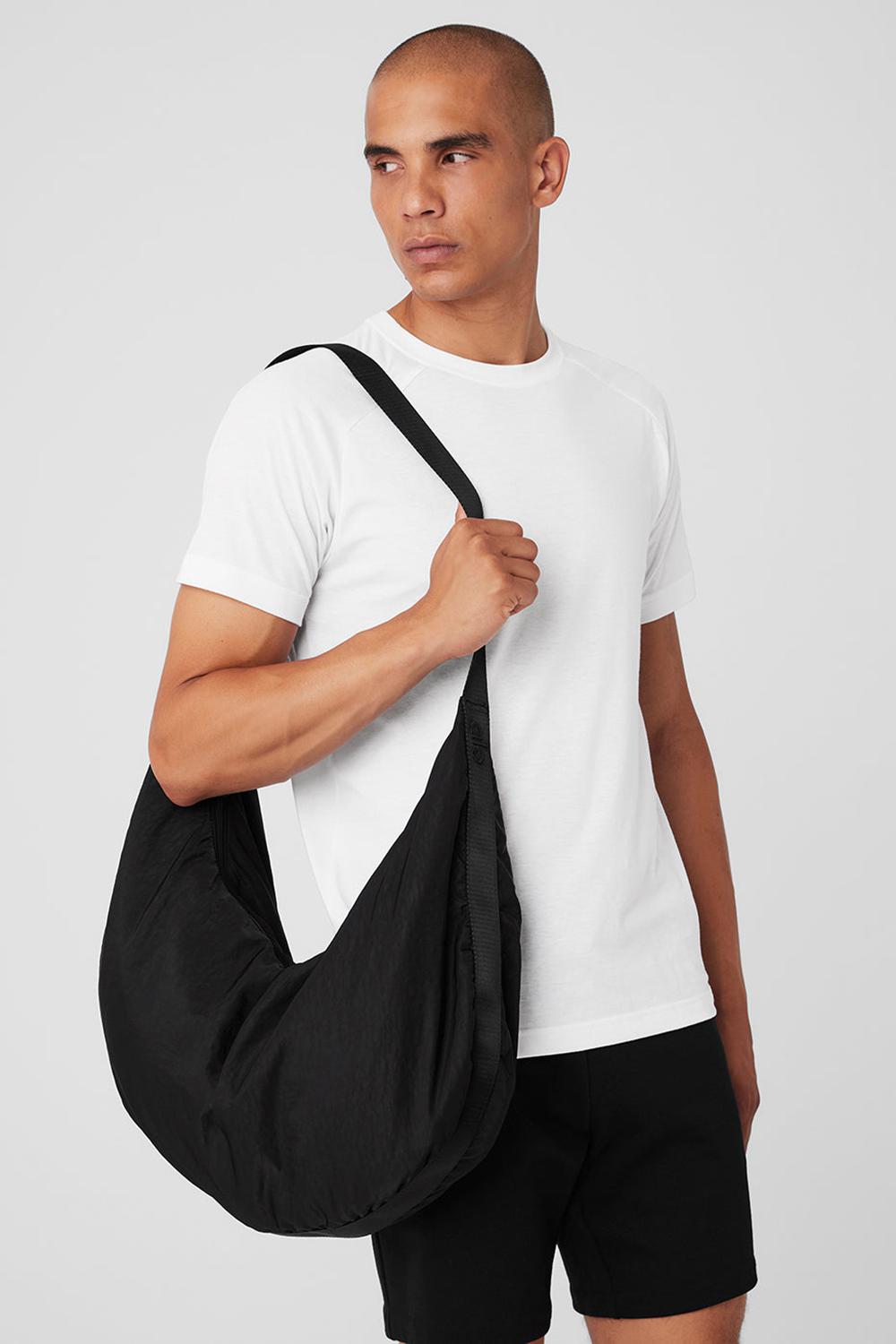 Black Alo Yoga Om The Go Gym Women Sling Bag | KSA  KML320854
