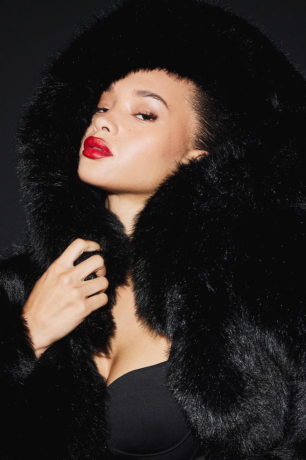 Black Alo Yoga Opulent Faux Fur Statement Women Jacket | KSA  OXE159834