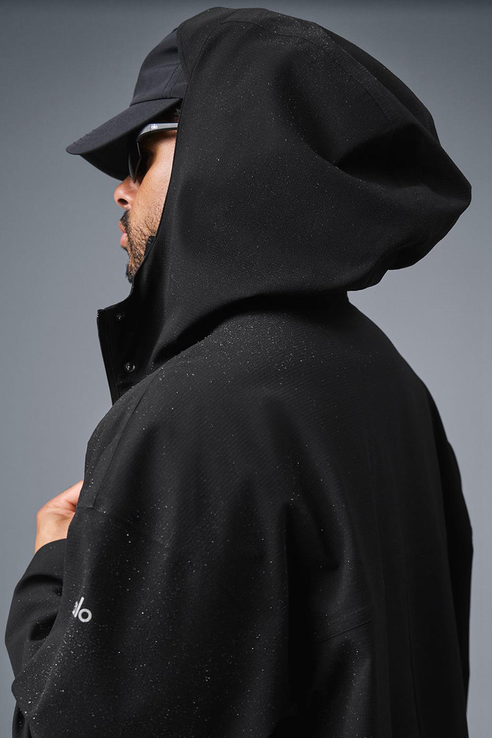 Black Alo Yoga Rain Or Shine Men Long Coat | KSA  VWZ956843