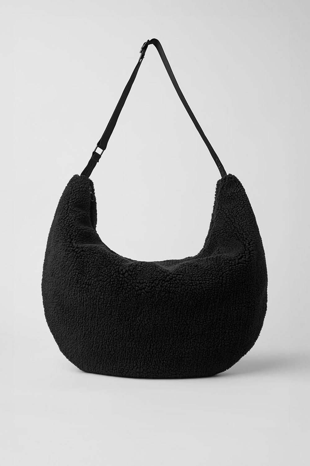 Black Alo Yoga Sherpa Om The Go Women Sling Bag | KSA  DSV360584