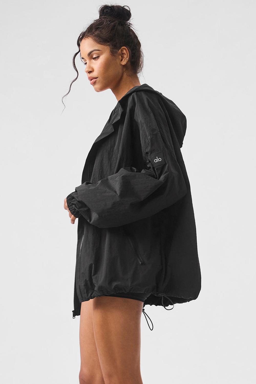 Black Alo Yoga Vantage Nylon Ripstop Track Women Jacket | KSA  ZIM832914