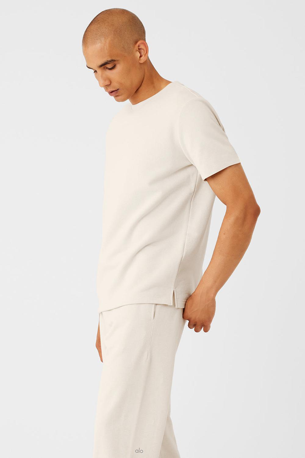 Bone Alo Yoga Chill Men Short Sleeve | KSA  CMF178236