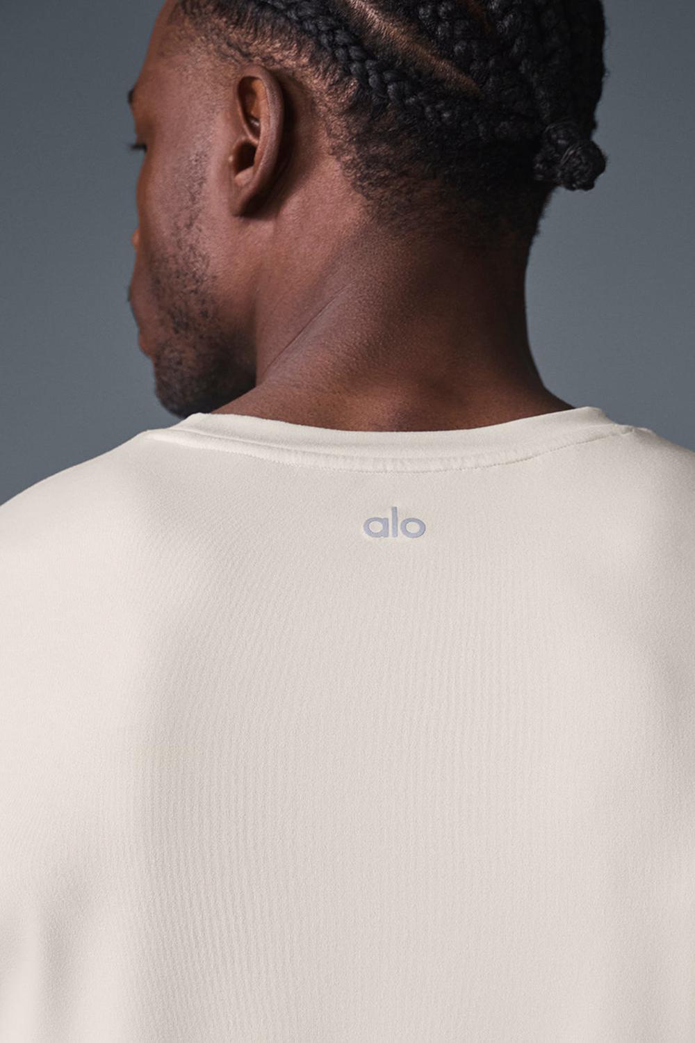 Bone Alo Yoga Conquer Reform Crewneck Men Short Sleeve | KSA  LHC278413