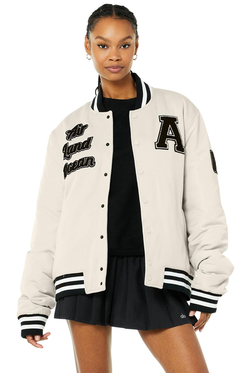 Bone Alo Yoga G.O.A.T Women Jacket | KSA  WEX932187