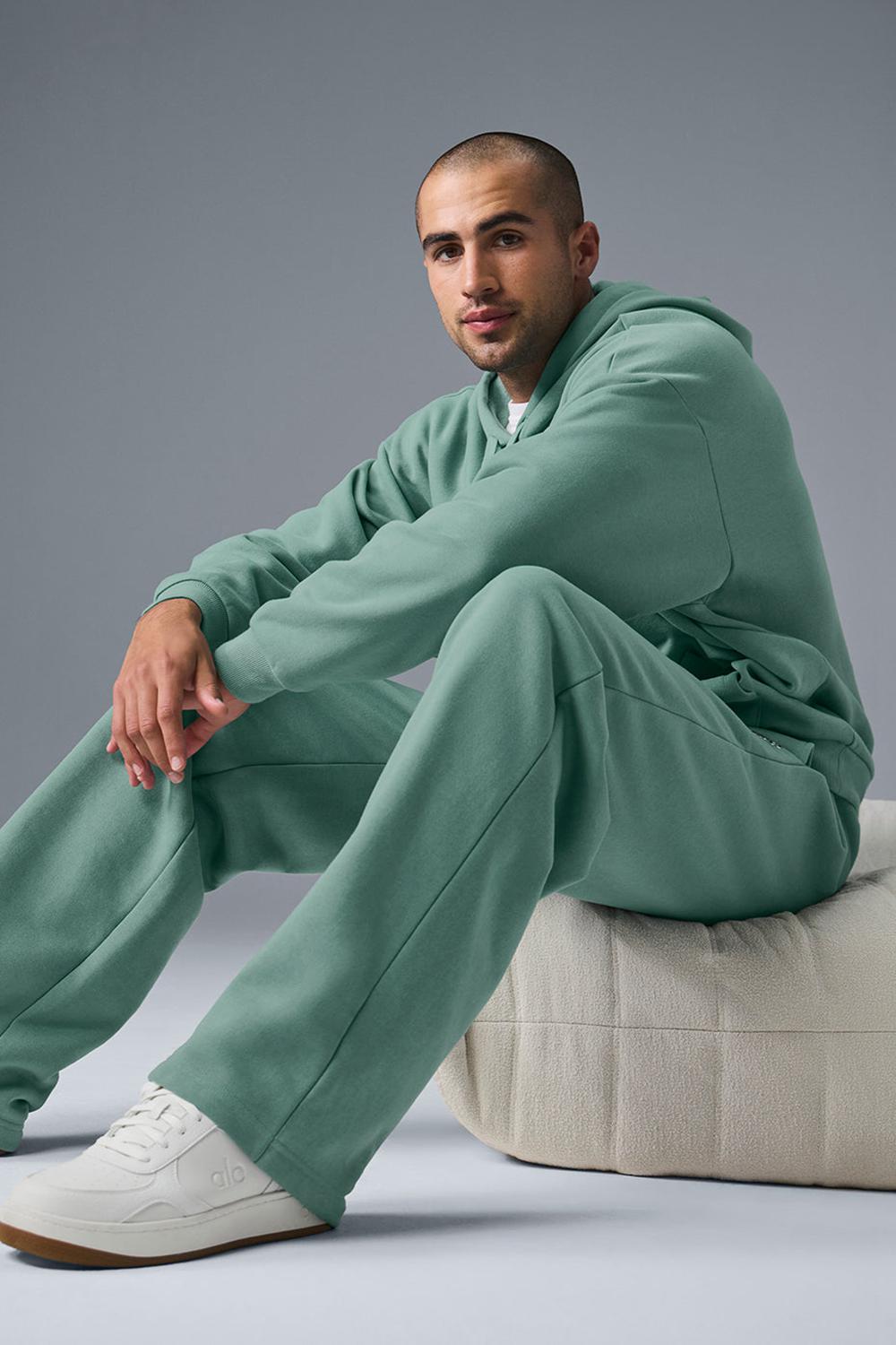 Botanical Green Alo Yoga Accolade Straight Leg Men Sweatpant | KSA  QAF247960