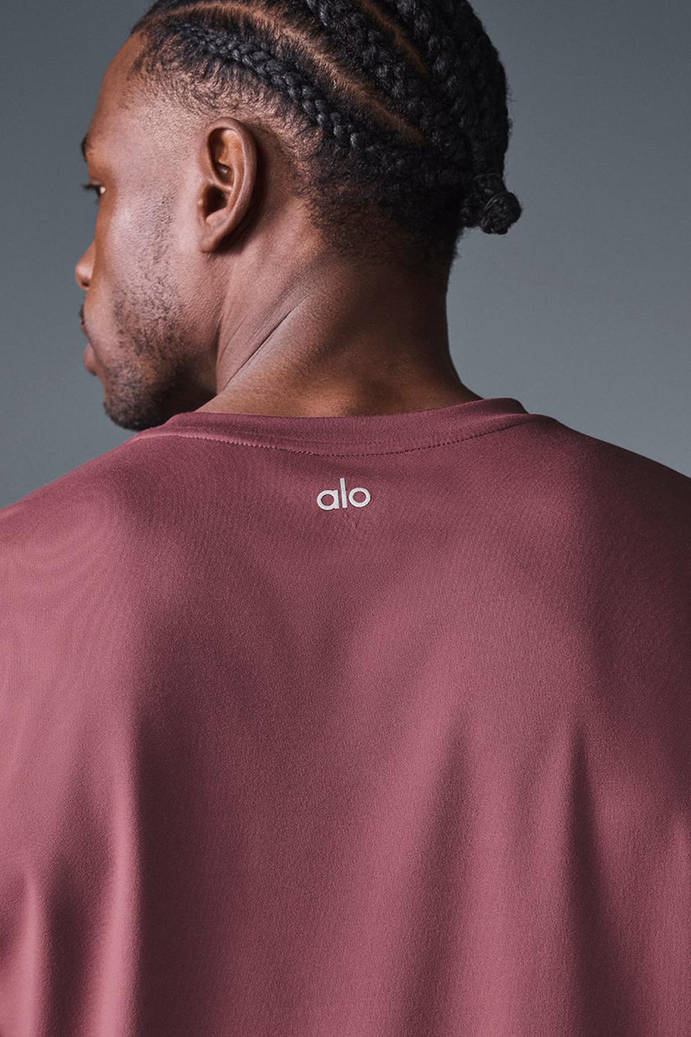 Burgundy Truffle Alo Yoga Conquer Reform Crewneck Men Short Sleeve | KSA  DKN087924
