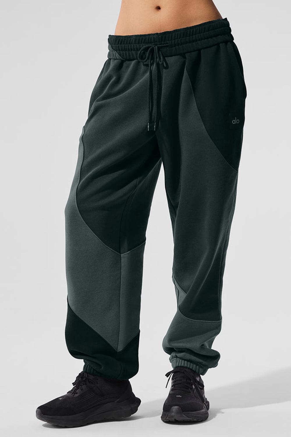 Charcoal Green Tonal Alo Yoga Make Waves Women Sweatpant | KSA  SZC127403