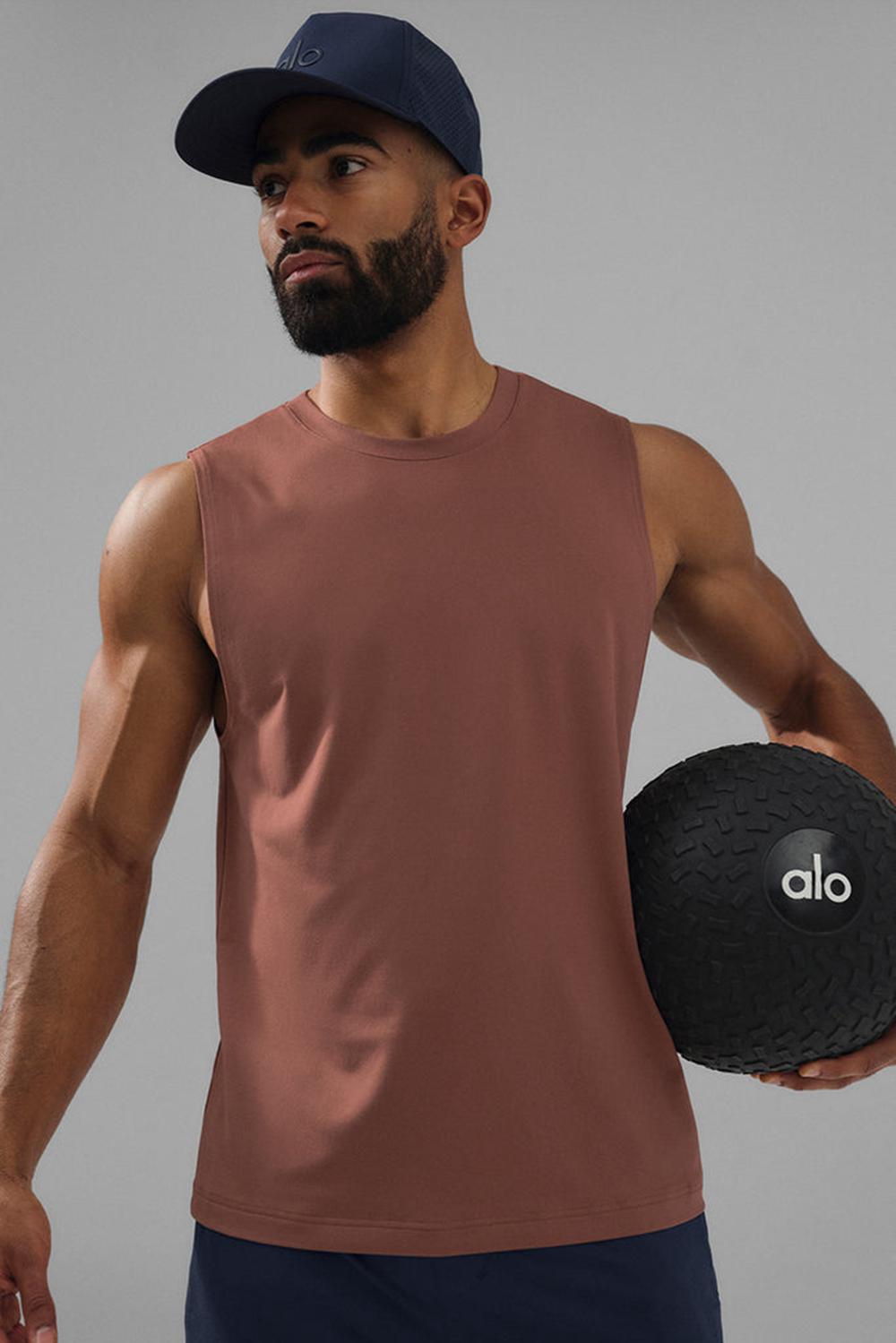 Chestnut Alo Yoga Conquer Muscle Men Tank | KSA  PXU982316