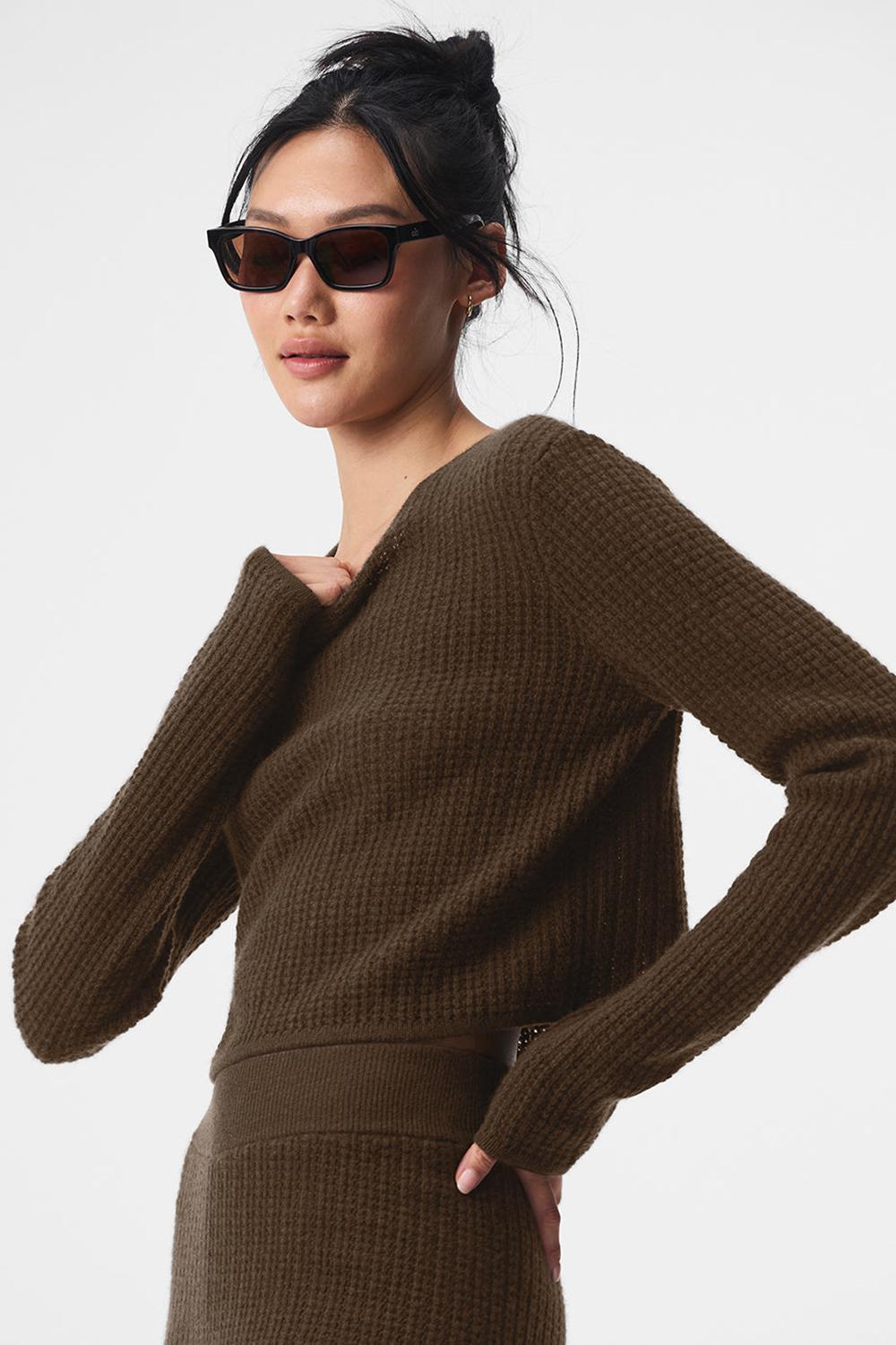 Espresso Alo Yoga Cashmere Plush Waffle Cropped Women Long Sleeve | KSA  GYA280195