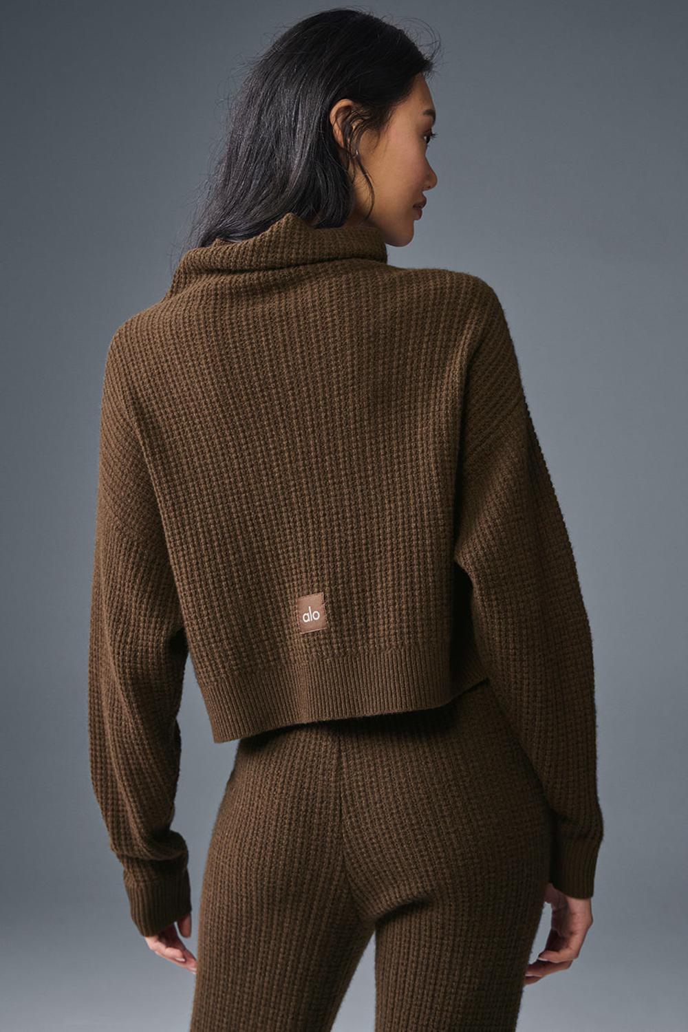 Espresso Alo Yoga Cashmere Plush Waffle Turtleneck Women Pullover | KSA  GVI618937
