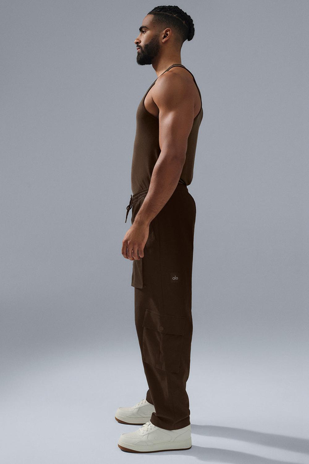 Espresso Alo Yoga Northstar Cargo Men Pant | KSA  HAC762410