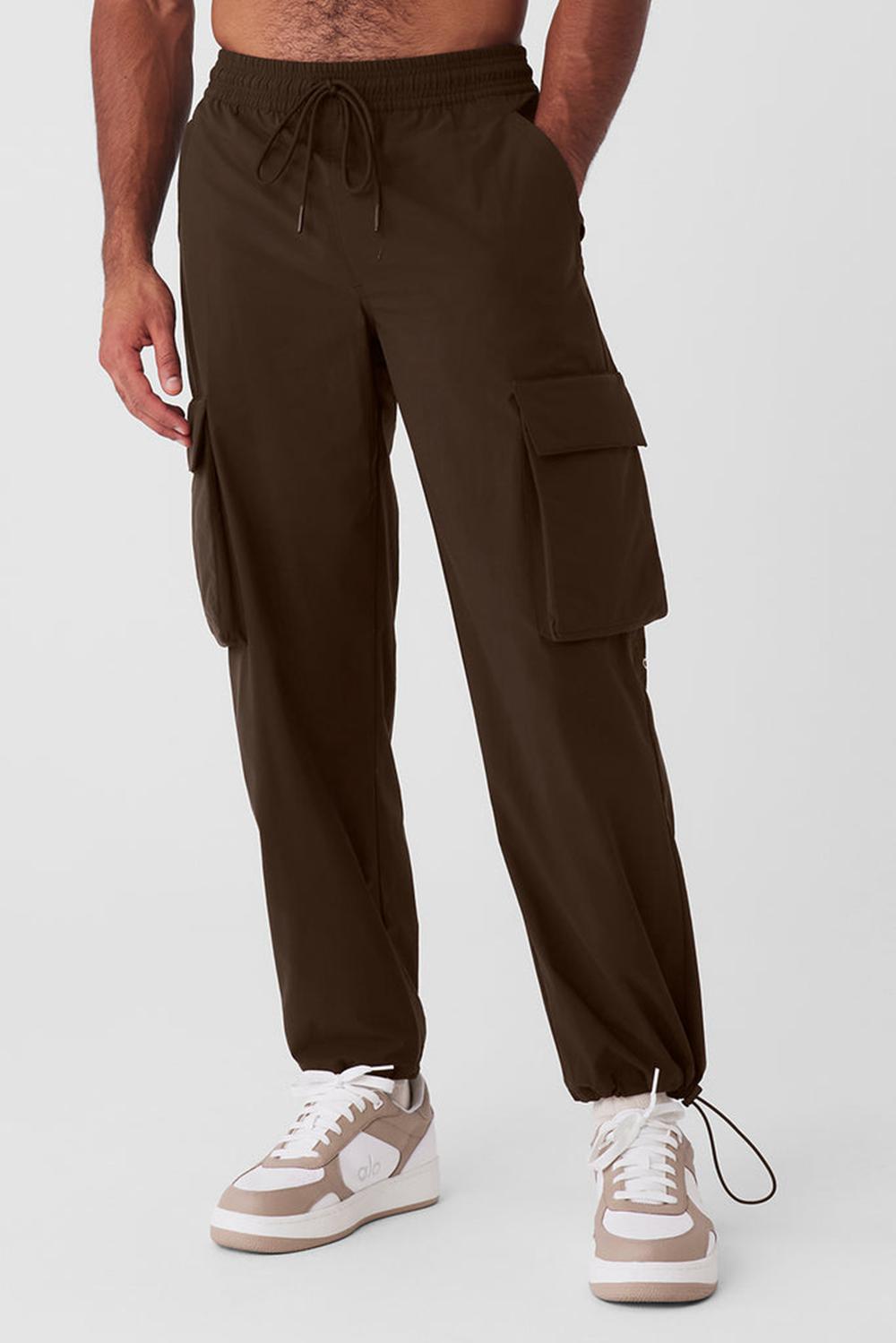 Espresso Alo Yoga Voyage Utility Cargo Men Pant | KSA  TQS726148