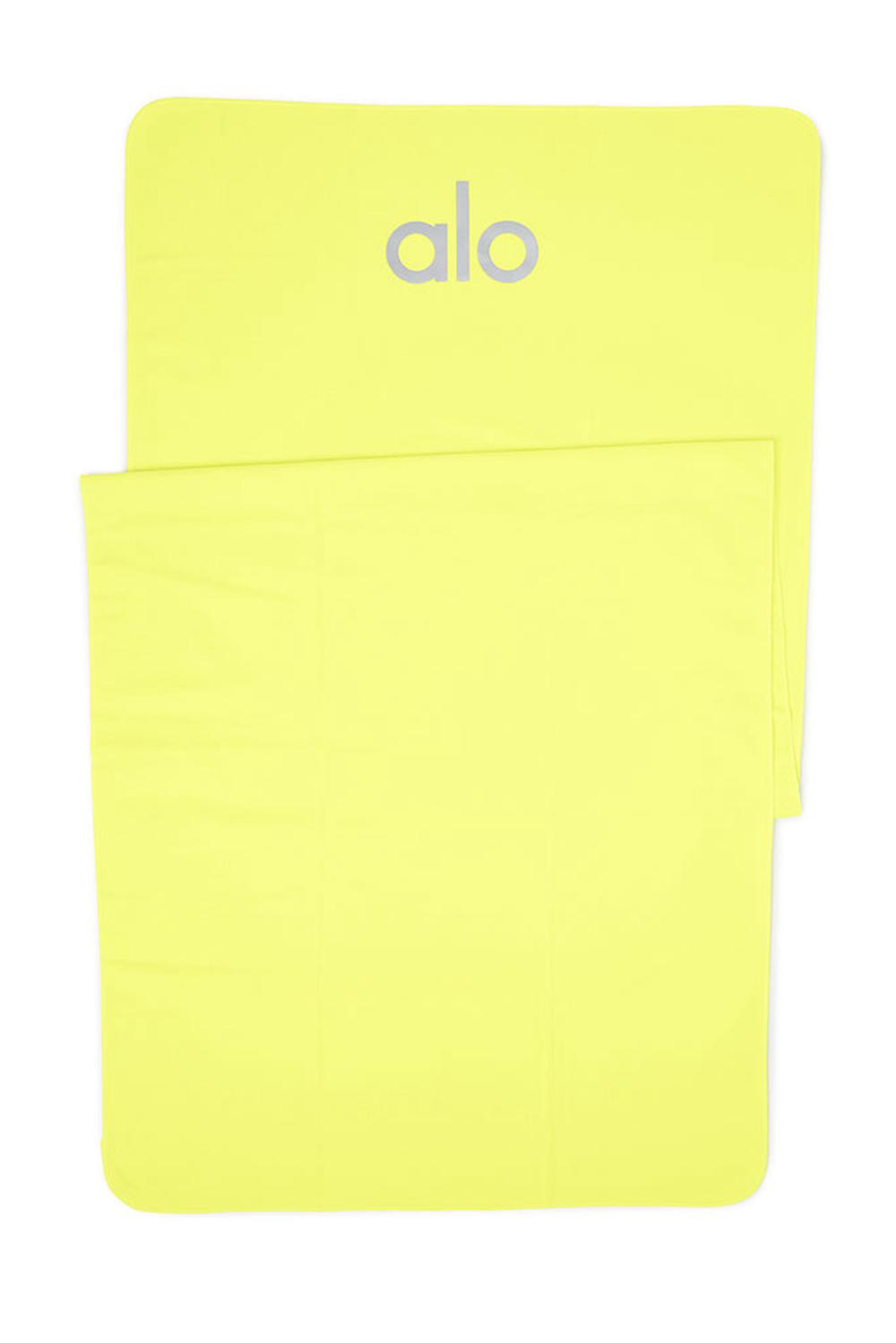 Highlighter Alo Yoga Grounded No-Slip Women Towel | KSA  CLB784312