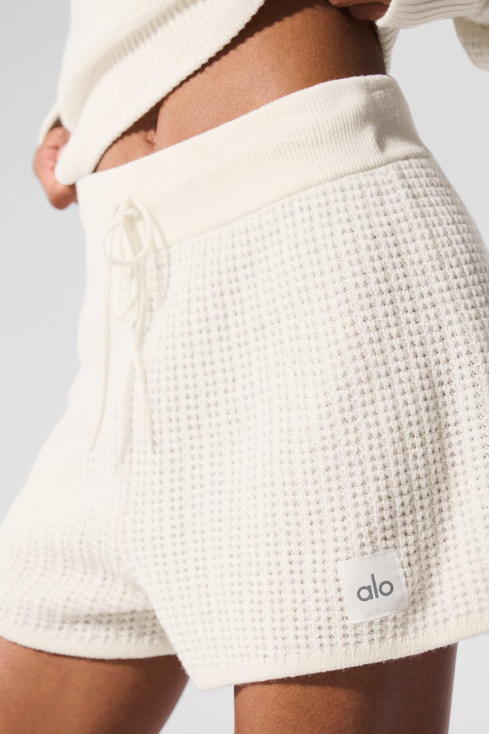 Ivory Alo Yoga Cashmere High-Waist Plush Waffle Women Short | KSA  YCX825104