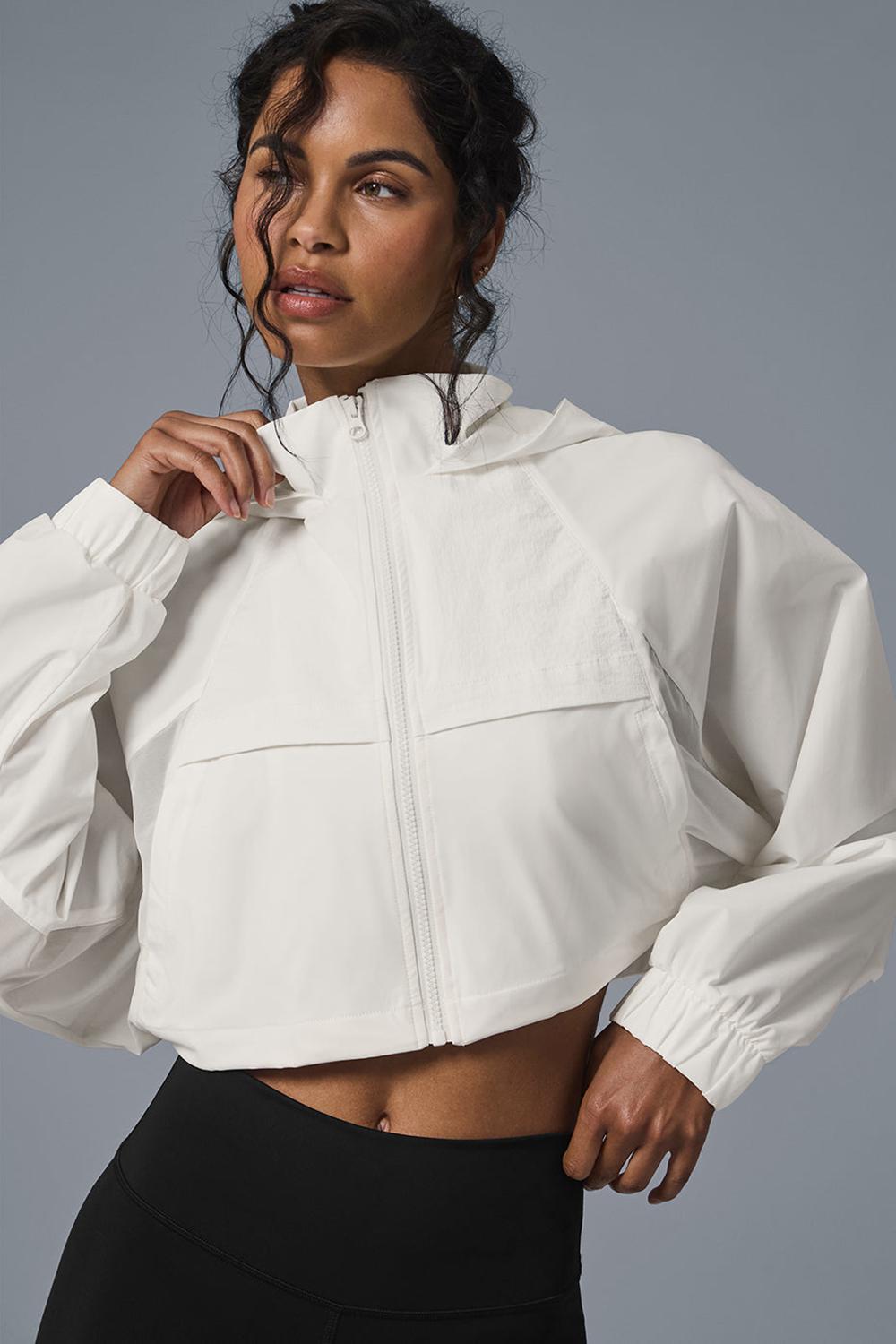 Ivory Alo Yoga Cropped Playmaker Women Jacket | KSA  MWP157460
