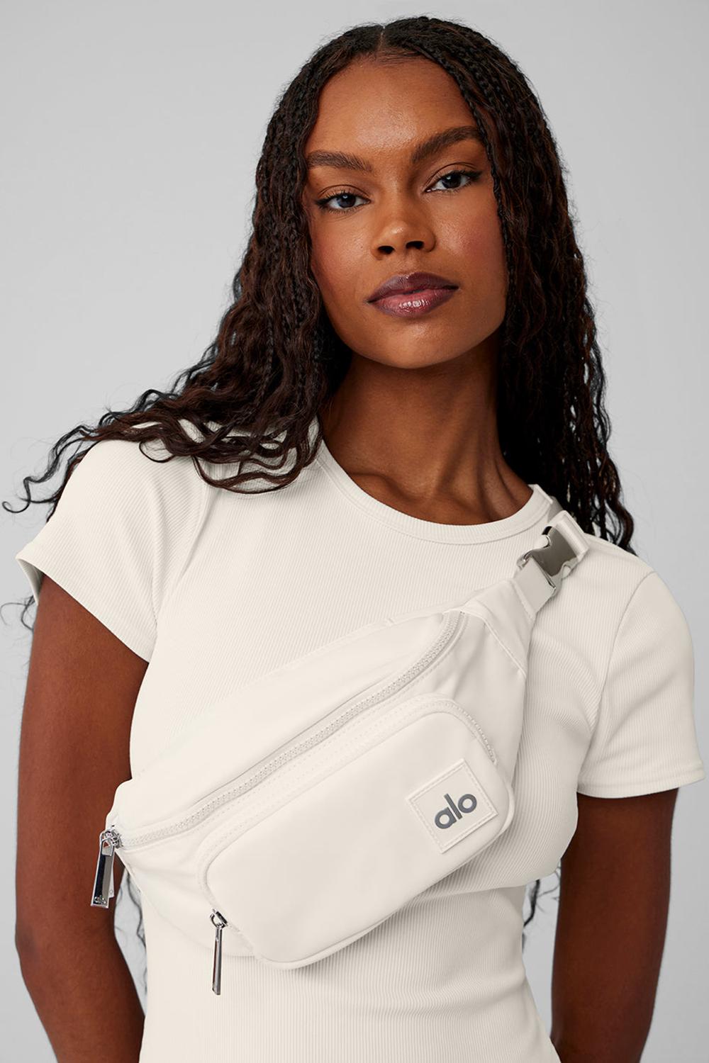 Ivory Alo Yoga Explorer Fanny Pack Women Bum Bags | KSA  ILO327869
