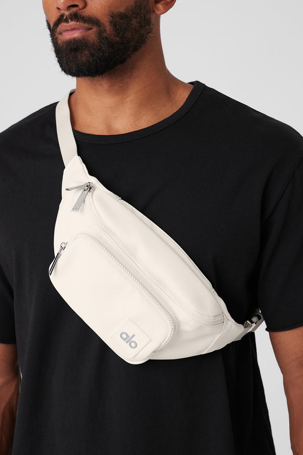 Ivory Alo Yoga Explorer Fanny Pack Women Bum Bags | KSA  ILO327869