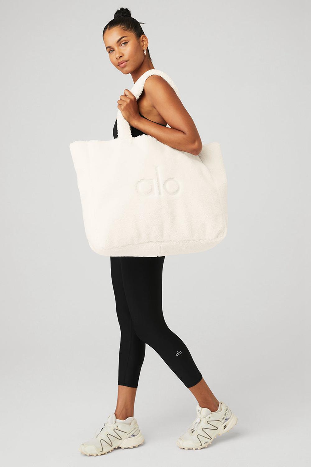 Ivory Alo Yoga Foxy Sherpa Women Tote Bag | KSA  WXS537084