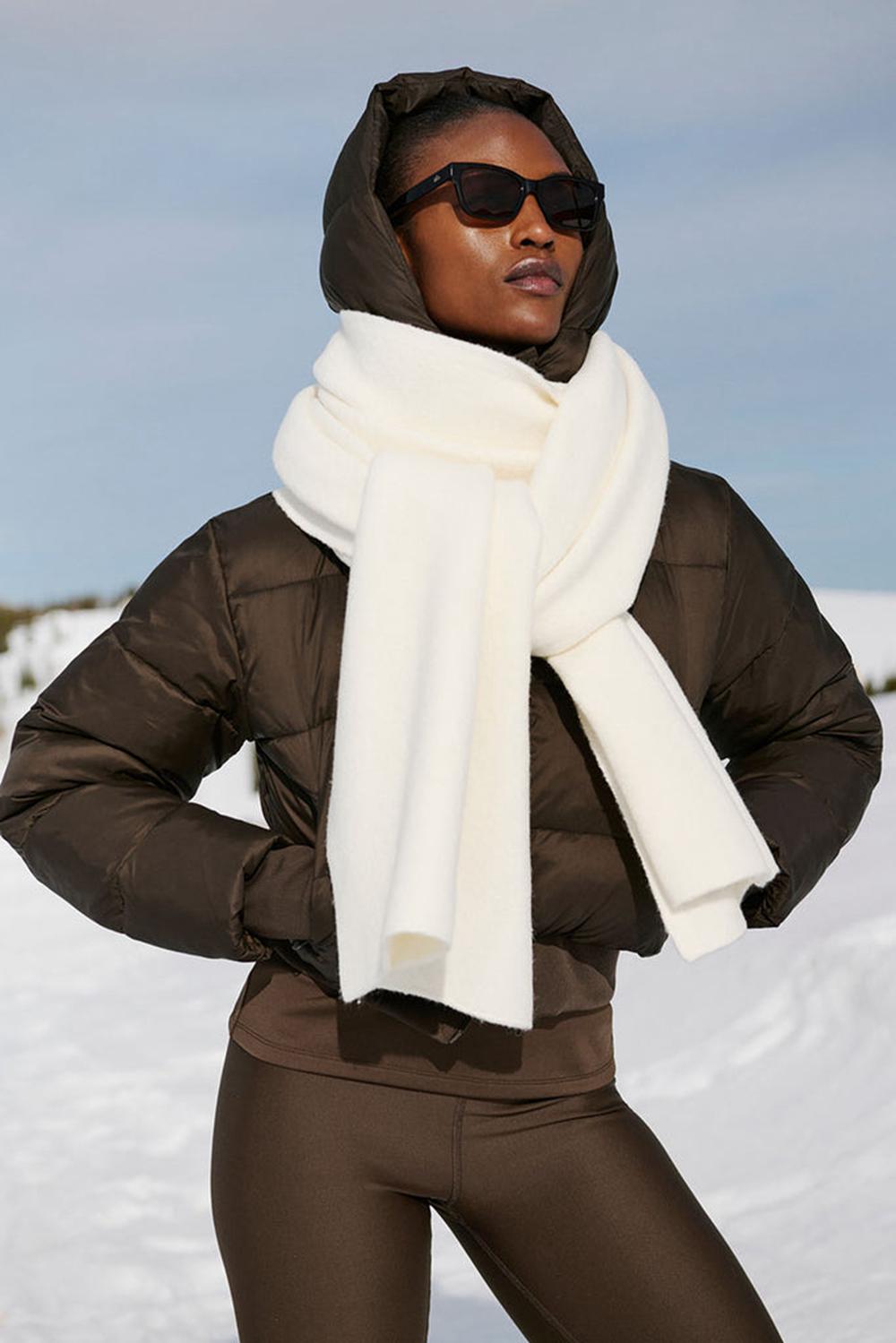 Ivory Alo Yoga Merino Wool Oversized Women Scarf | KSA  CMV390452