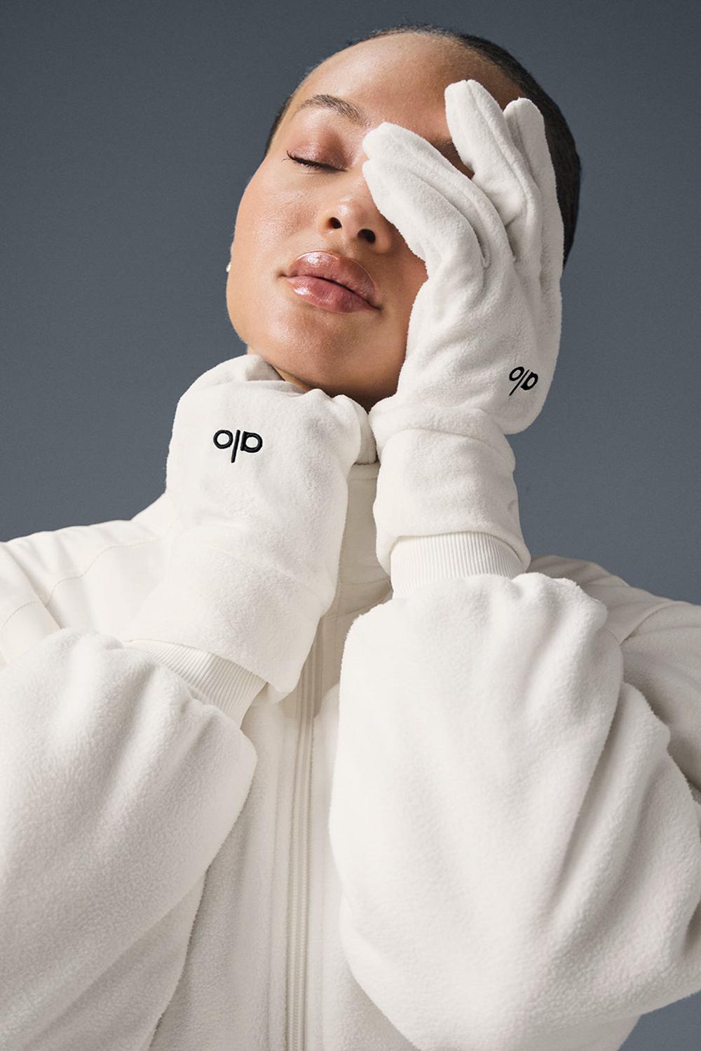 Ivory Alo Yoga Performance Fleece Men Gloves | KSA  QLE457832