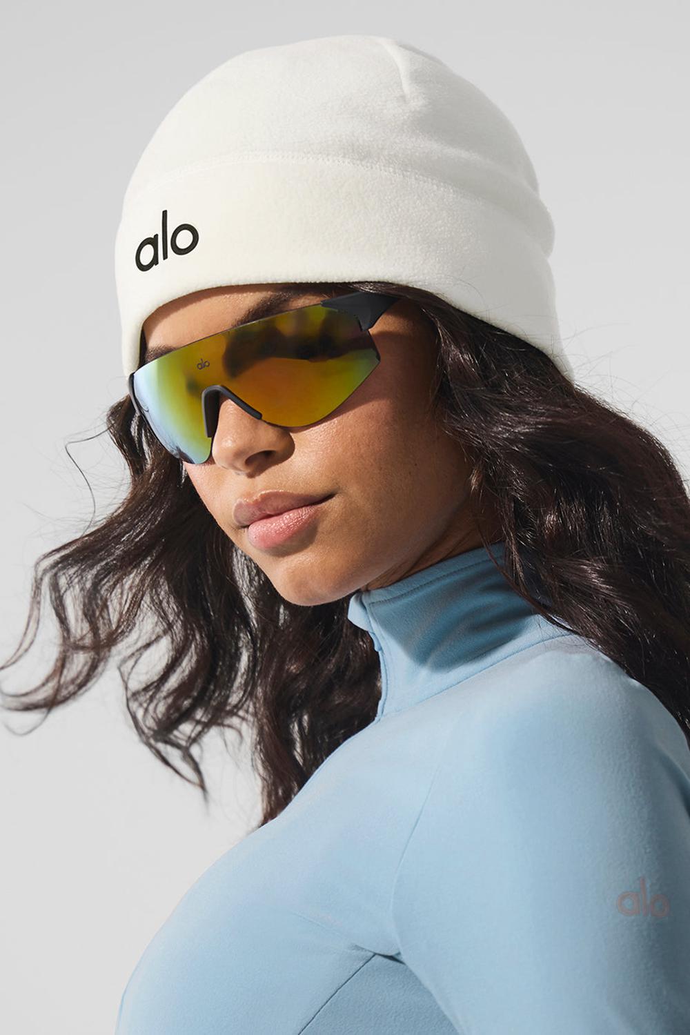 Ivory Alo Yoga Performance Fleece Women Beanie | KSA  NYL432859