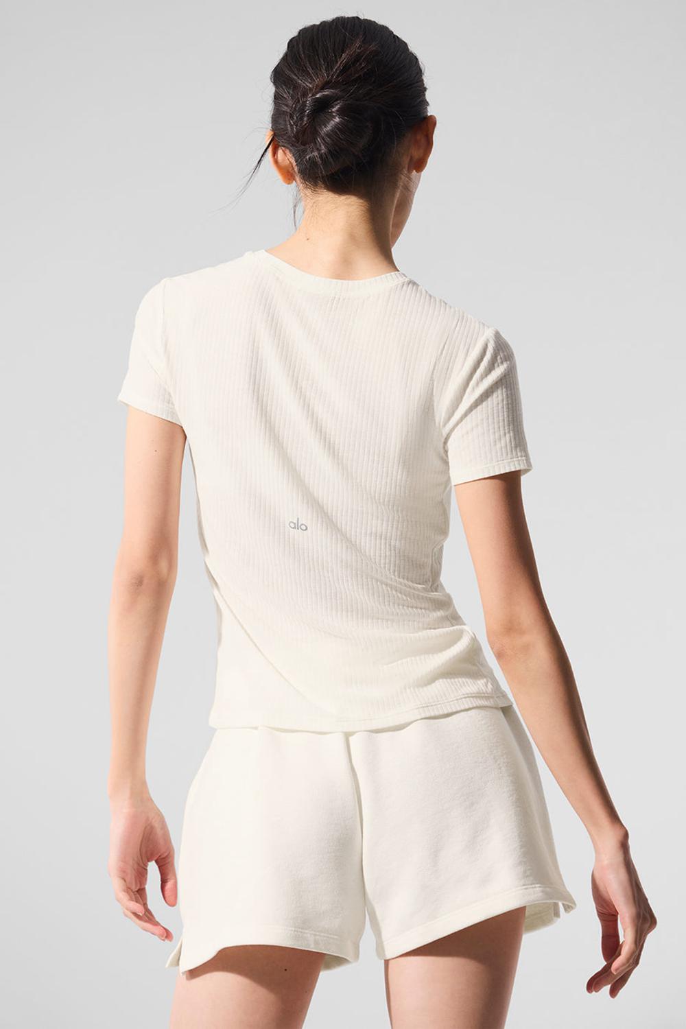 Ivory Alo Yoga Ribbed Sea Coast Women Tee | KSA  LBN163207