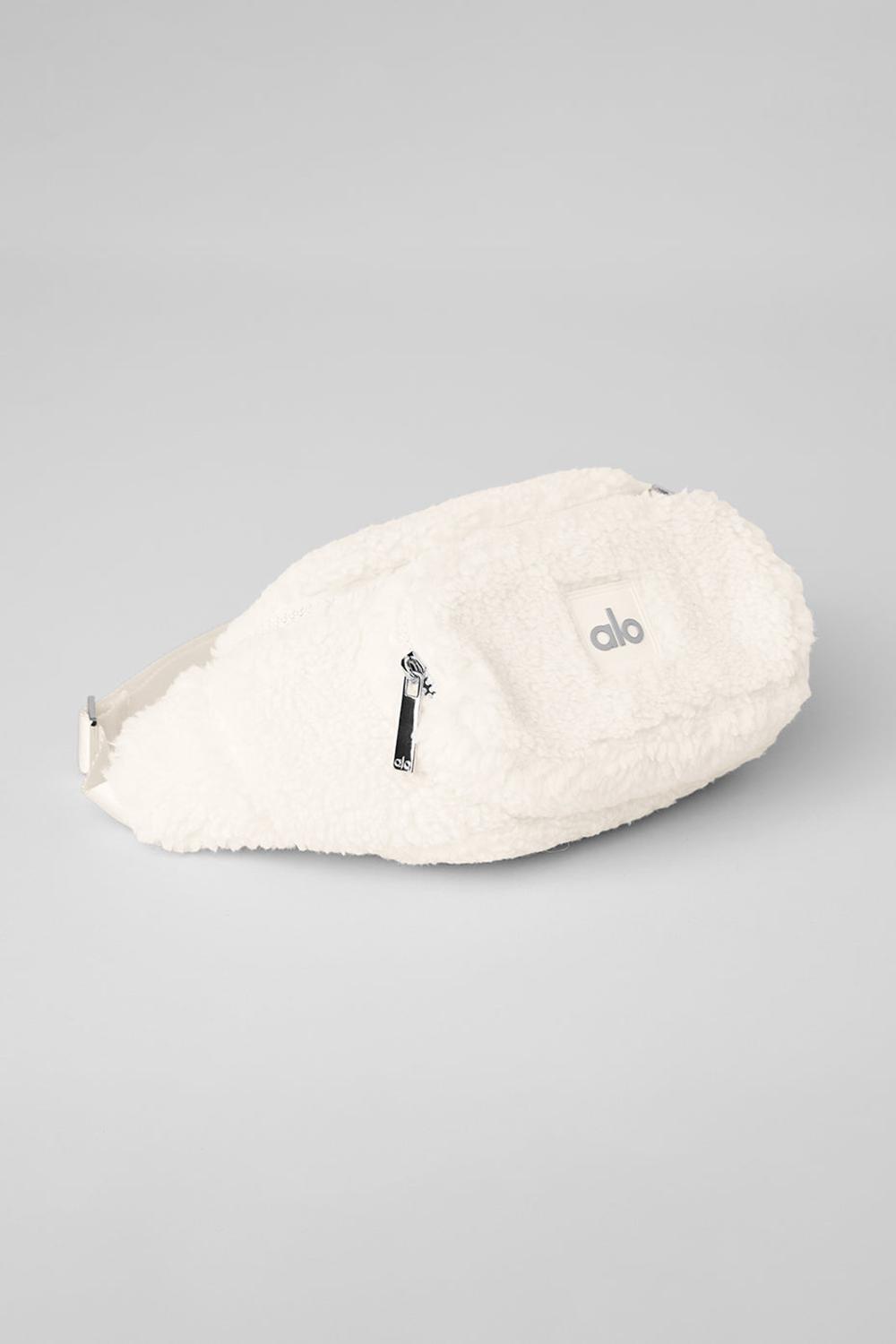 Ivory Alo Yoga Sherpa Explorer Fanny Pack Women Bum Bags | KSA  ZBQ104385