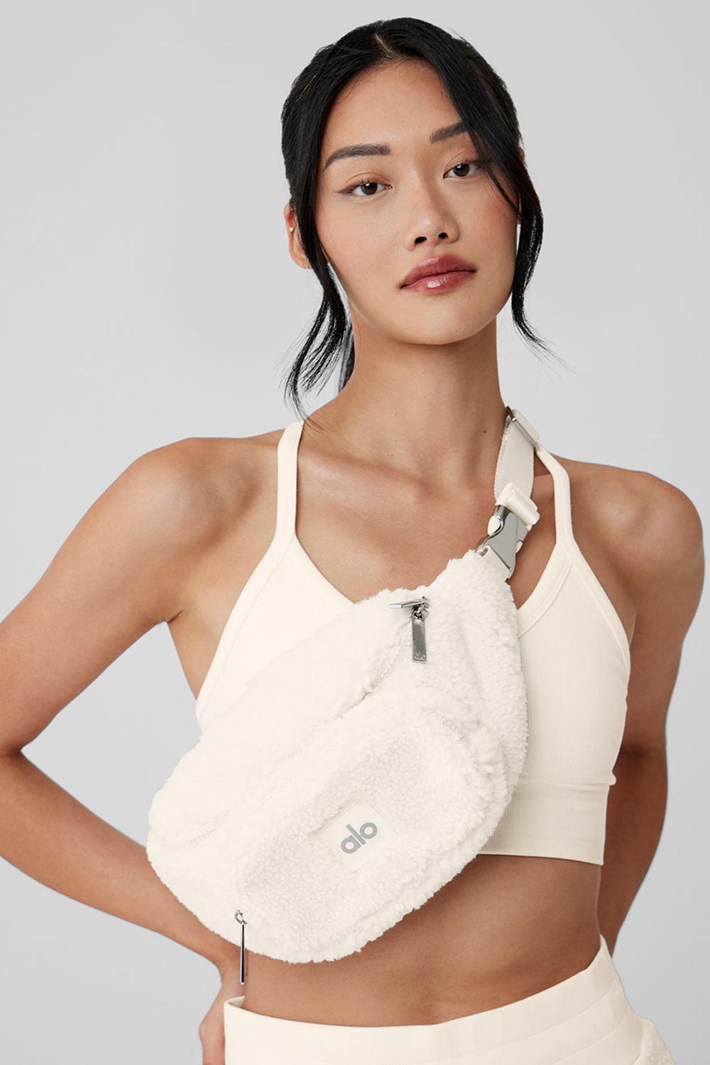 Ivory Alo Yoga Sherpa Explorer Fanny Pack Women Bum Bags | KSA  ZBQ104385