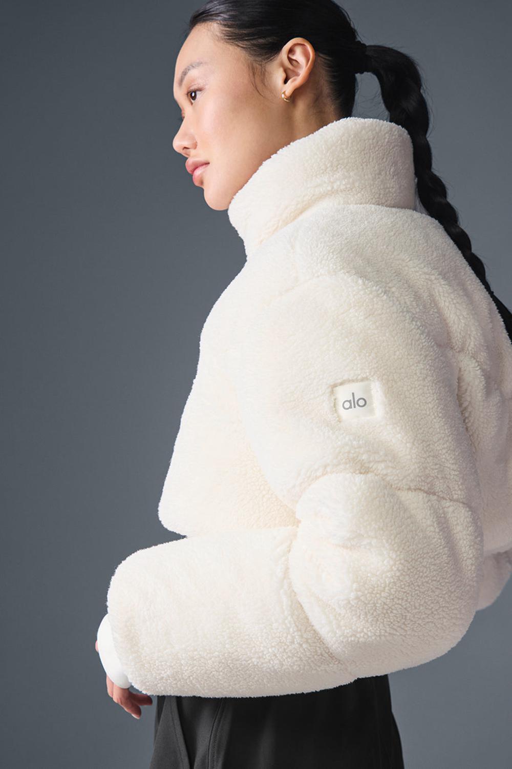 Ivory Alo Yoga Sherpa Main Act Corset Women Puffer Jacket | KSA  CYM142653
