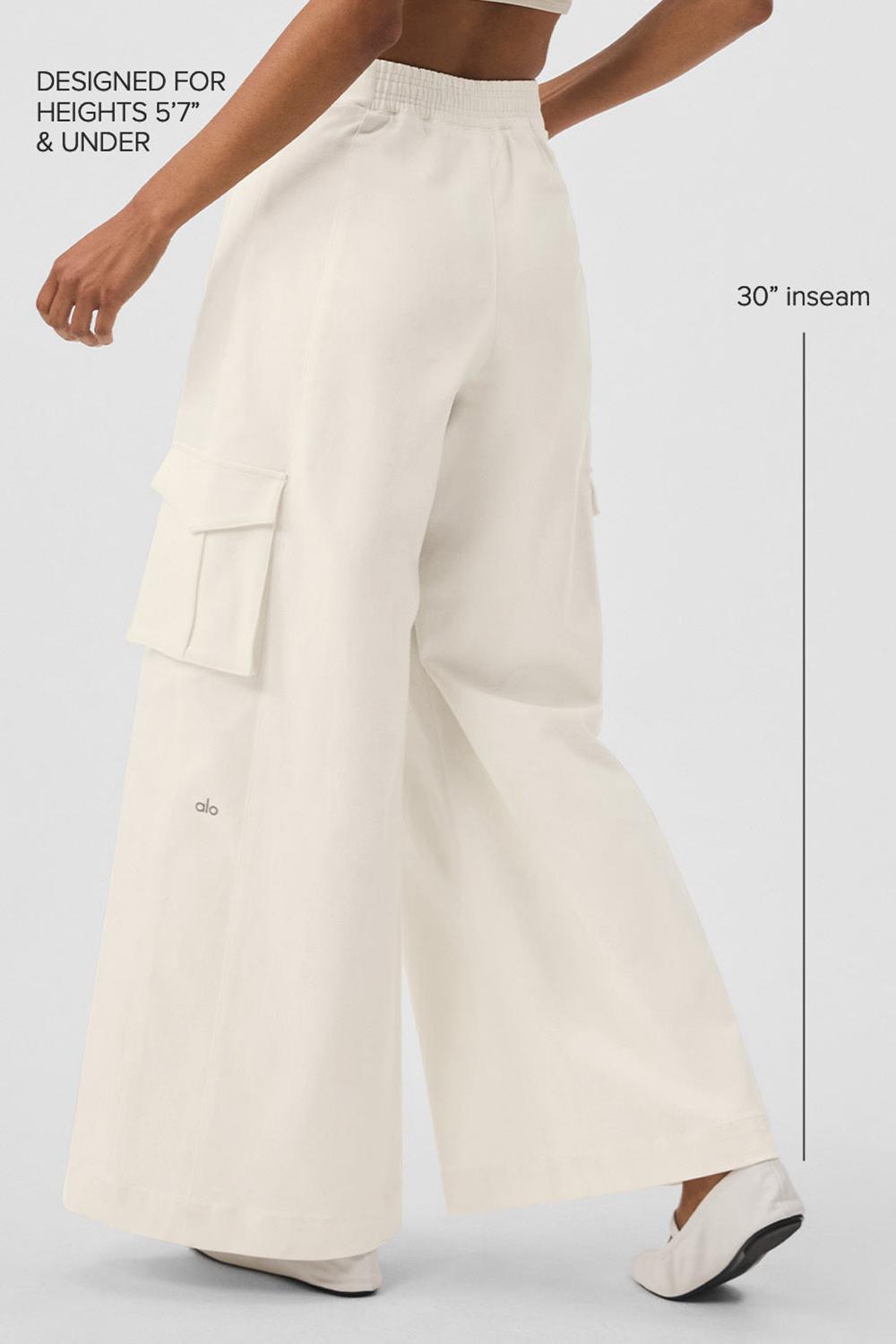 Ivory Alo Yoga Show Off Cargo Wide Leg (Regular) Women Pant | KSA  TFU094685