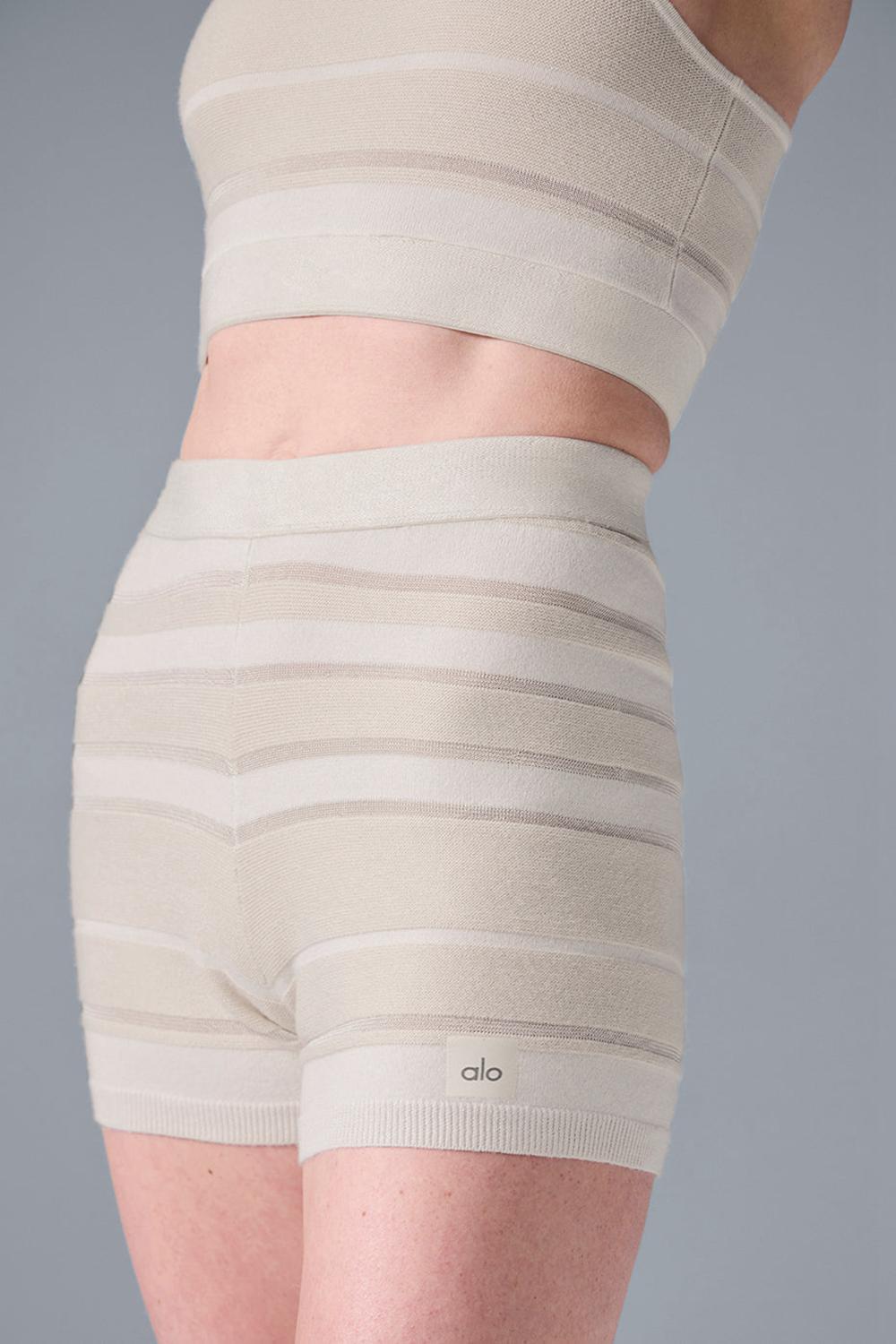 Ivory / Alabaster Alo Yoga Sport Play High-Waist Knit Women Short | KSA  IFT765832