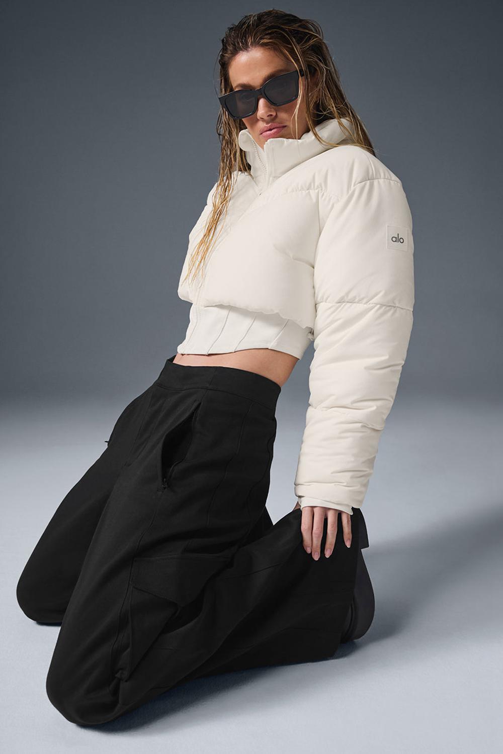 Ivory / Ivory Alo Yoga Main Act Corset Women Puffer Jacket | KSA  EGR379264