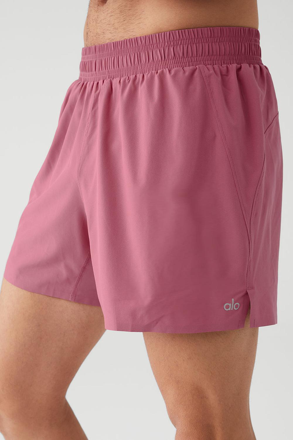 Mars Clay Alo Yoga 5'' Adapt Running Men Short | KSA  QUV815072