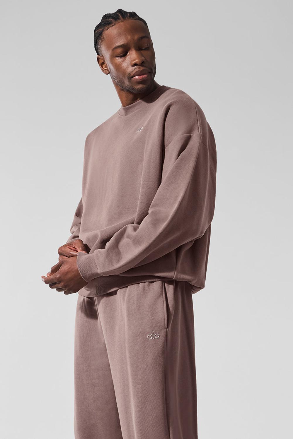 Mushroom Alo Yoga Accolade Crew Neck Men Pullover | KSA  ZGX465719