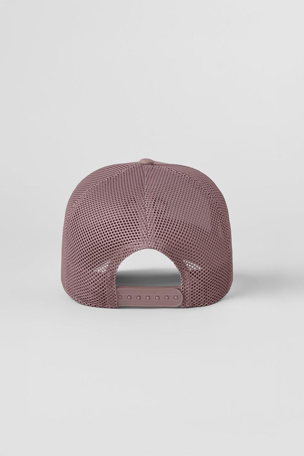 Mushroom Alo Yoga District Women Trucker Hat | KSA  YPI506314