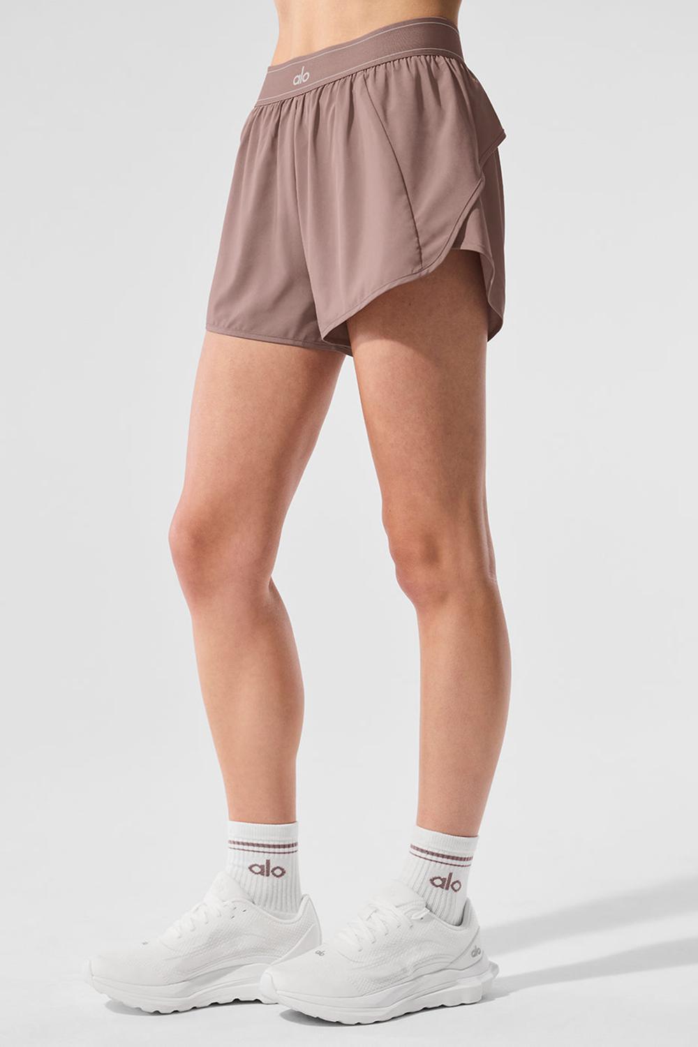 Mushroom Alo Yoga Match Point Women Short | KSA  HGP529601