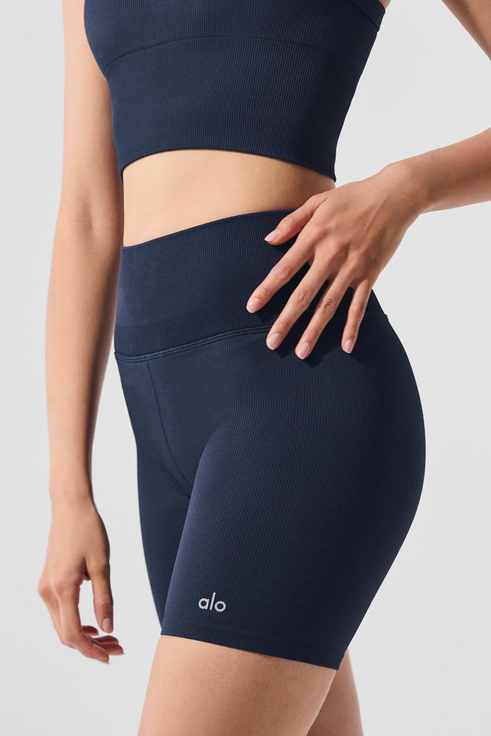Navy Alo Yoga 5