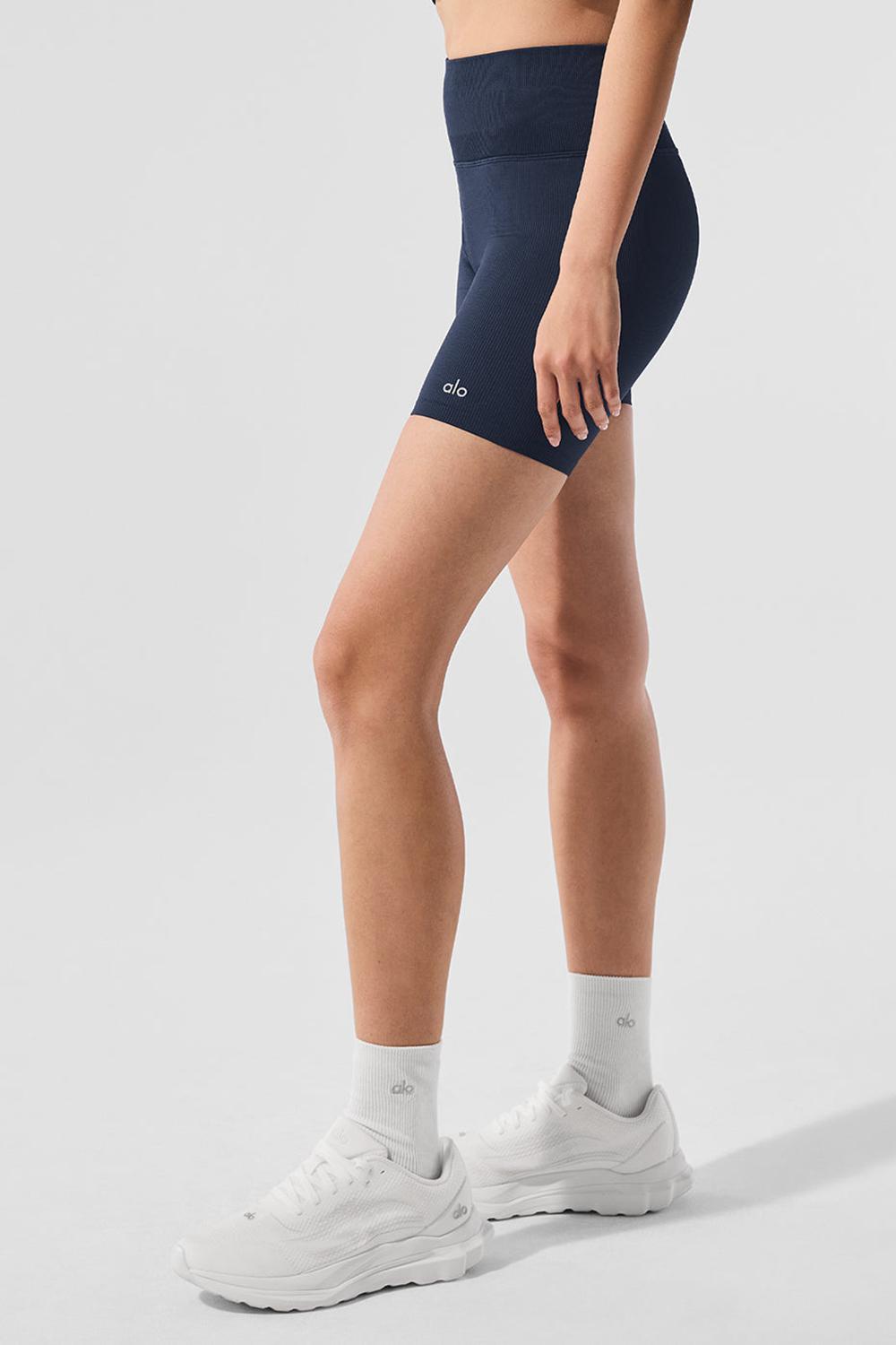 Navy Alo Yoga 5
