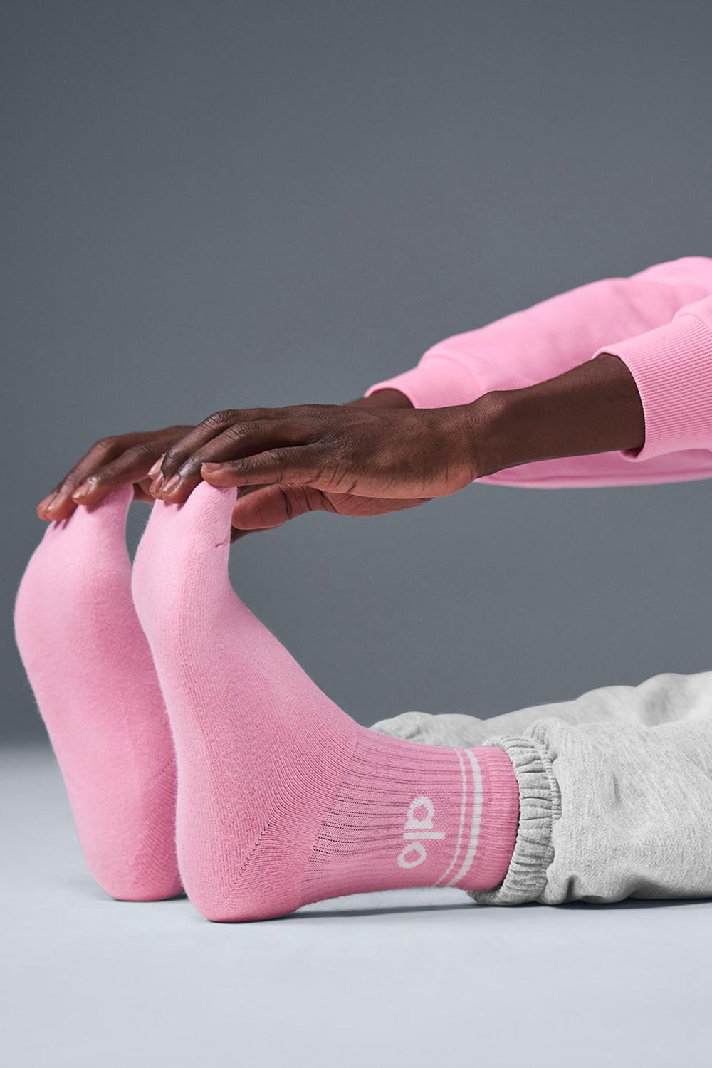 Sweet Pink / White Alo Yoga Unisex Half-Crew Throwback Women Sock | KSA  XOP495016