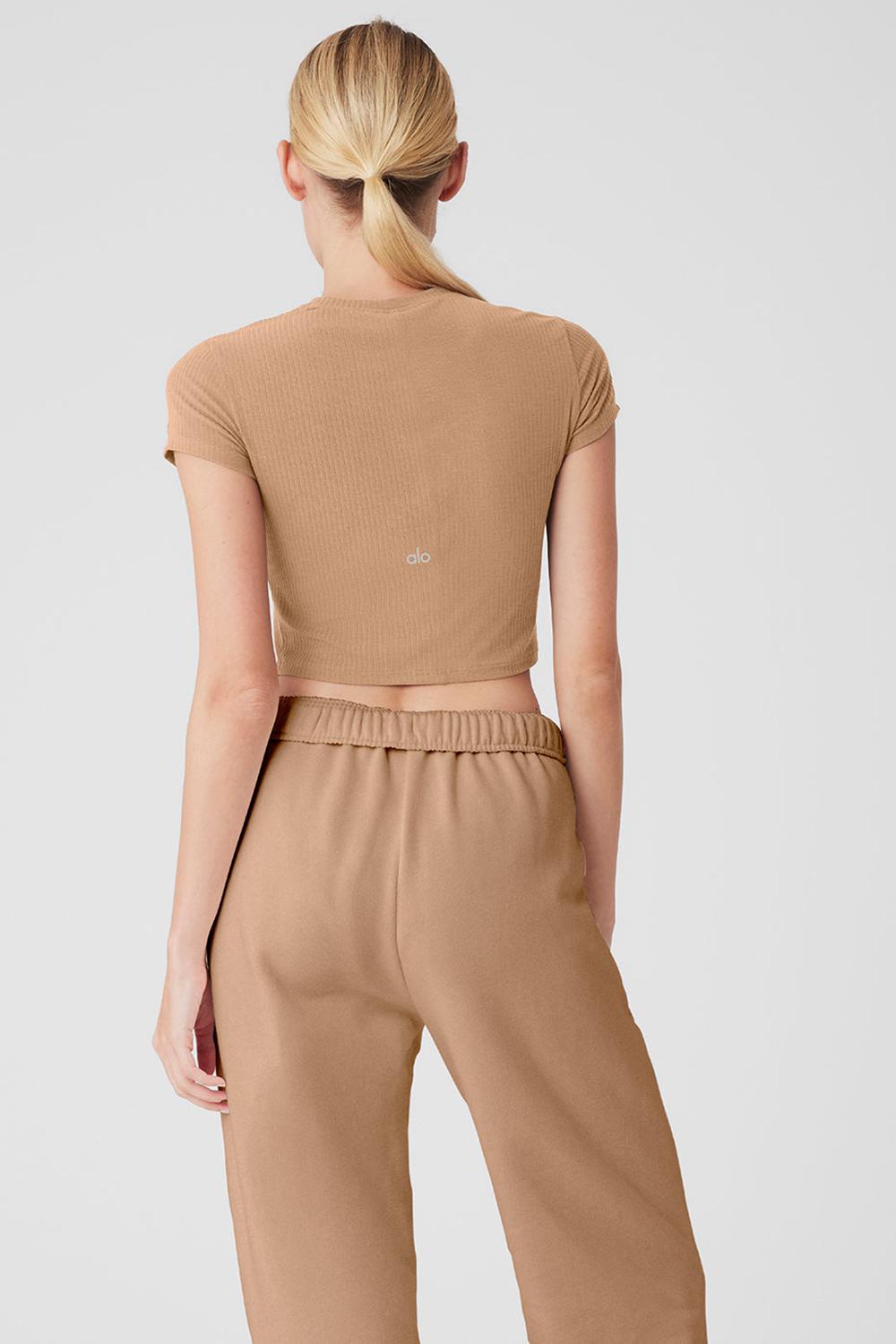 Toasted Almond Alo Yoga Ribbed Sea Coast Cropped Sleeve Women Tee | KSA  PUS503729